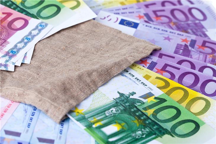 Unternehmen, die einen erheblichen Umsatzrückgang auf Grund des Covid 19-Notstandes verzeichnet haben, können Zuschüsse oder Fixkostenbeiträge des Landes in Anspruch nehmen. (Foto: LPA/Unsplash)
