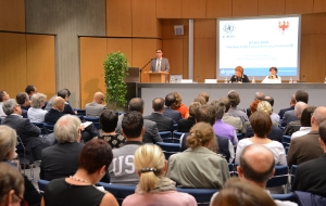 Landesrat Theiner hat bei der heutigen ersten Landesgesundheitskonferenz Südtirols Gesundheitswesen geröntgt