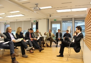 In Themen-Workshops (im Bild der von Ressortdirektor Zeppa geleitete) wurden die Vorschläge aus dem Blog diskutiert (Foto: DiKom/mb)