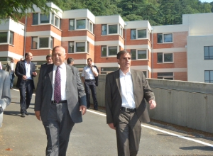 Zentrum für physische Rehabilitation: LH Durnwalder und LR Theiner beim Rundgang (FOTO:LPA/Pertl)
