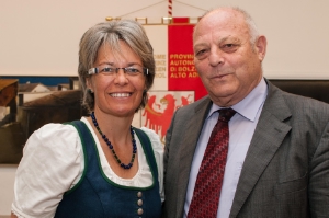 LRin Petra Bohuslav zu Besuch bei LH Luis Durnwalder (FOTO: Ohnewein)