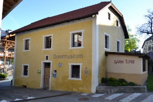 Das Dorfmuseum Gufidaun lädt zu Diavorführungen mit "Muas"-Verkostung