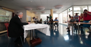 Das Mediengespräch zum Legislaturende hat Landesrat Mussner im Schülerheim Assudei in St. Ulrich abgehalten. Landesrat Mussner beim Mediengespräch in St. Ulrich. Foto: DiKOM/ohn.