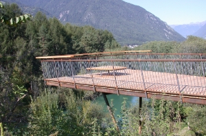Aussichtsplattform mit Ahrblick