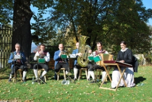 Volksmusik mit der Brunecker Tanzlmusig im Volkskundemuseum Dietenheim