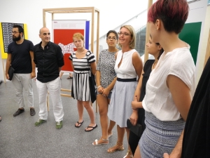 Grenzüberschreitende Ausstellung eröffnet: EVTZ-Generalsekretärin Oberkofler (3.v.re.), Design-Professor Benincasa (2.v.li.).