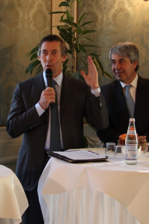 Startschuss: LR Widmann hat heute in Bozen die operative Phase des Exportfonds eingeläutet (Foto: DiKom/mb)