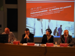 Einen Veranstaltungsschwerpunkt bildete eine Podiumsdiskussion mit Rechts- und Gesundheitsexperten aus den drei Ländern der Europaregion