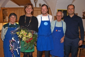 Scheidende Landesrätin beim Verein der Südtiroler in München(v.li.): Martha Platzgummer (Vorstand), LRin Kasslatter Mur, Gerhard Sapelza (Vorstands-Vorsitzender), Karl Bampi (Vorstand), Markus Schwienbacher (Vorstand).