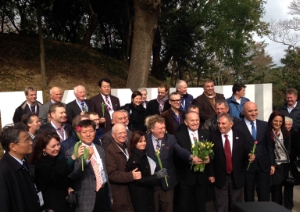 Die TeilnehmerInnen und ReferentInnen des World Tulip Summit im Emirgan-Park in Istanbul