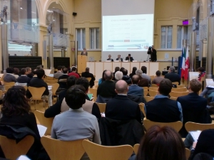 Über den Europäischen Fonds zur regionalen Entwicklung in der europäischen Programmperiode 2014-2020 hat die Landesabteilung Europa Ende November informiert