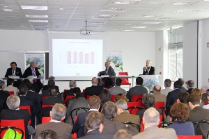 Rund hundert italienische Experten aus dem Bereich der öffentlichen Mobilität nahmen am Erfahrungsaustausch über innovative Technologien im Safety Park teil.