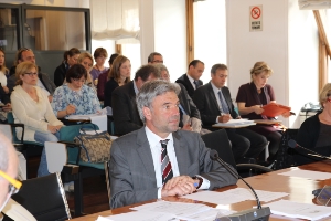 Landesrat Schuler bei der Regionenkonferenz in Rom.
