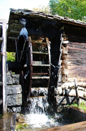 Mühlrad im Volkskundemuseum in Dietenheim (FOTO: Südtiroler Landesmuseen)