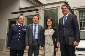 Gefängnis-Besuch: (v.l.) Angelo Fratacci, LH-Stv. Tommasini, Maria Rita Nuzzaci und LH Kompatscher (Foto: LPA/ohn)