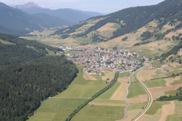 Die Entwicklung der Flussräume (im Bild jener der Drau bei Innichen) stand im Mittelpunkt einer Tagung an der Freien Universiät Bozen.