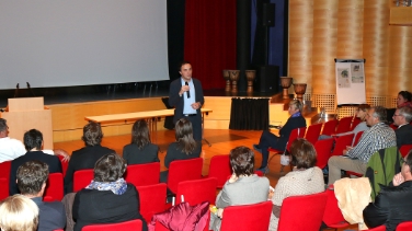 Landesrat Philipp Achammer bei der Tagung zur Integration in Bruneck