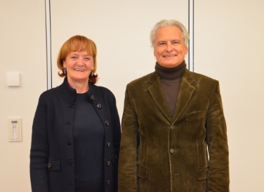 Gesundheitslandesrätin Martha Stocker und Georg Vesco, Präsident der Zahnärztekommission in der Ärzte- und Zahnärztekammer der Provinz Bozen