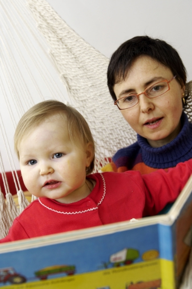 Betriebliche Kleinkindbetreuung: Eine bessere Vereinbarkeit von Familie und Beruf durch mehr Betreuungsplätze und weniger Brüokratie: das sind die Ziele der heute von der Landesregierung beschlossenen Neureglung