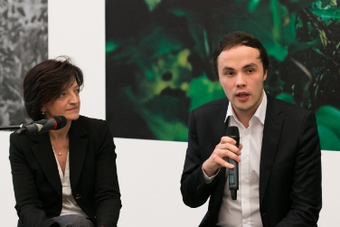 Neue Segel sollen das Museion noch stärker auf Kurs bringen: Landesrat Achammer stellte die Neuerungen heute gemeinsam mit der scheidenden Stiftungsrat-Präsidentin Marion Piffer Damiani vor - Foto: LPA/Ingo Dejaco
