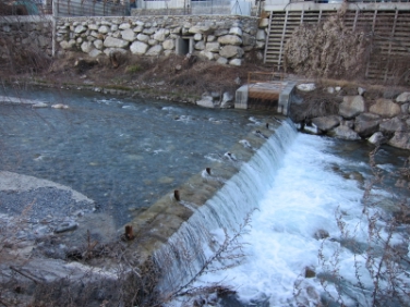 Der ökologische Zustand der Etsch bei Vetzan wird durch die Arbeiten der Landesabteilung Wasserschutzbauten verbessert.