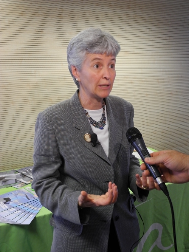 Die Trentiner Landesrätin für Gesundheit und soziale Solidarität, Donata Borgonovo Re, verwies heute auf die gesamtstaatliche und internationale Dimension des neuen Protonentherapiezentrums in Trient - Foto: LPA/Euregio