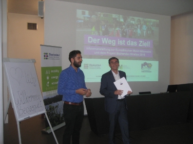 Andreas Pichler und LR Richard Theiner bei der Infoveranstaltung zur Europäischen Mobilitätswoche für die Gemeinden