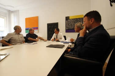 Landeshauptmann Kompatscher bei den Gesprächen mit Staatssekretär Giacomelli - Foto: LPA/mb