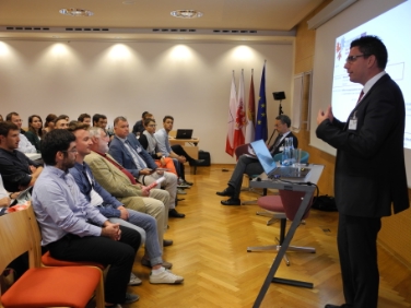 Teilnehmer und Referenten bei der Euregio-Akademie in Alpbach