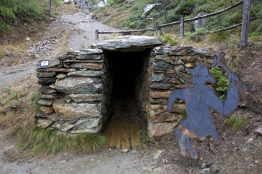 Stollenmusndloch an Knappensteig von Prettau