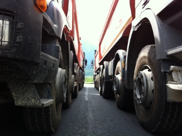 Belastungstest auf einer Brücke (FOTO: Landesabteilung Tiefbau)