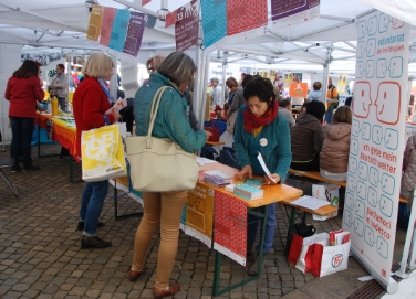 Die zweite Südtiroler Freiwilligenmesse bot die Möglichkeit, sich bei rund 40 Ausstellern über ein ehrenamtliches Engagement im sozialen Bereich zu informieren.