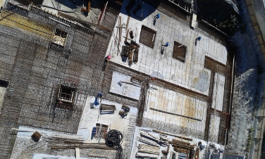 Die Baustelle für den Erweiterungsbau der Fachoberschule für den technologischen Bereich in Schlanders