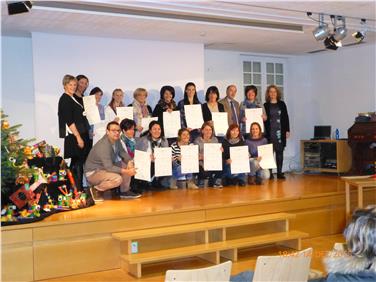 Musikausbildung: 15 Erzieherinnen haben nun ihre Diplome bekommen (FOTO: Bereich Innovation und Beratung)