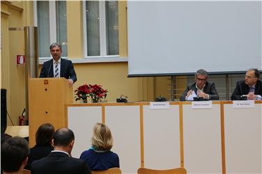 "Fundierte Ausbildung wichtig": Landesrat Schuler bei der Eröffnung des Befähigungskurses für Gemeindesekretärinnen und Gemeindesekretäre.