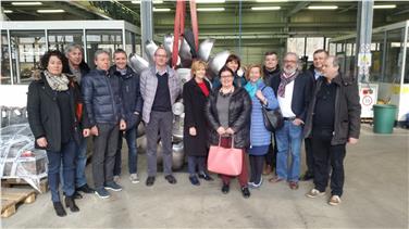 Fachleute für berufliche Weiterbildung auch Informationsbesuch beim Maschinenbauunternehmen Troyer in Sterzing - Foto: LPA/Berufsbildung
