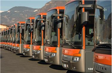 Das Land kauft 35 neue umweltfreundliche Busse für den Liniendienst (FOTO:LPA/A. Pertl)