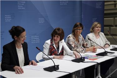 LRin Deeg stellte heute die Familienwoche vor./Foto LPA rm
