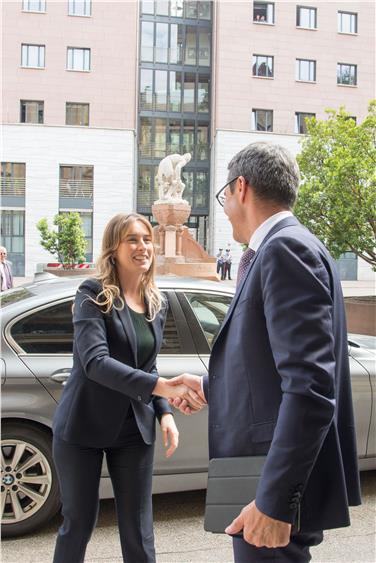 Ministerin Boschi bei ihrem Eintreffen im Palais Widmann - Foto: LPA/ ohn