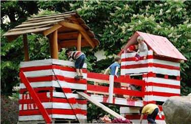Entlastungen für das Kindergartenpersonal in Sicht: Die Landesregierung hat das Bereichsabkommen und das Einvernehmensprotokoll mit den Gewerkschaften genehmigt. Foto: LPA/Archivbild