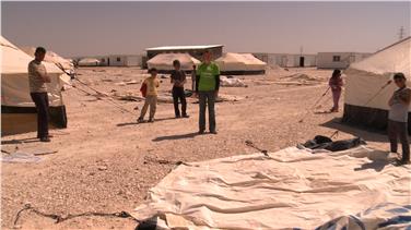 Entwicklungszusammenarbeit: Für eine außerordentliche Projektausschreibung stellt die Landesregierung 1,2 Millionen Euro bereit, besonders im Fokus ist der Nahe Osten, im Bild ein Camp syrischer Flüchtlinge - Foto: Oxfam