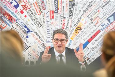 Landeshauptmann Kompatscher am Sitz der "Associazione Stampa Estera" in Rom. Foto: LPA/ohn.