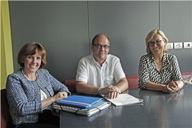 LRin Waltraud Deeg mit Johann Neumair und Monica Franch./Foto LPA