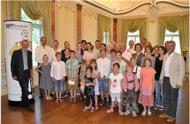 Familie Deuster auf Schloss Trauttmansdorff (FOTO: Landesabteilung Museen)
