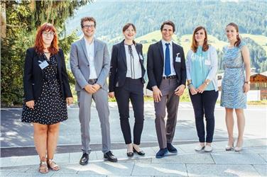 Von links die Kandidaten für den Jungforscherpreis: Katharina Crepaz, Michael Volgger (3. Preis), Ksenia Morozova (1. Preis), Michele Brighenti, Roberta Rosa und Daniela Lobenwein (1. Preis)