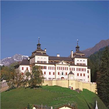 Um Kunst und Kultur im Barock geht es bei zwei Führungenauf Schloss Wolfsthurn, dem einzigen Barockschloss Tirol