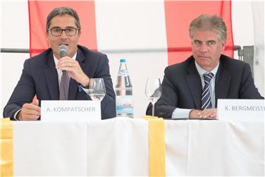 Landeshauptmann Kompatscher mit dem Präsidenten der BBT SE, Konrad Bergmeister, anlässlich des Spatenstichs der Eisackunterquerung bei Franzensfeste am 12. Juli 2016. Foto LPS/ohn