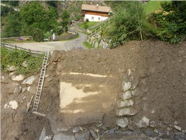 Aufräumarbeiten waren nach dem Starkregen vor zehn Wochen nötig; im Bild der Holerbach beim Wassserfallhof. Foto: LPA/Agentur für Bevölkerungsschutz