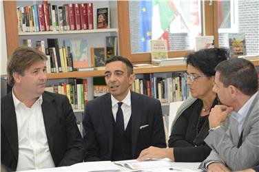 Bei der heutigen Pressekonferenz zur Vorstellung von W IL TEATRO. Foto: LPA/Manuela Dequirico