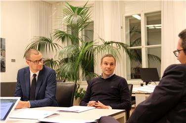 LH Kompatscher: „Wir werden selbstverständlich die Dreijahresprogramme nach Plan umsetzen." Foto: LPA/mgp